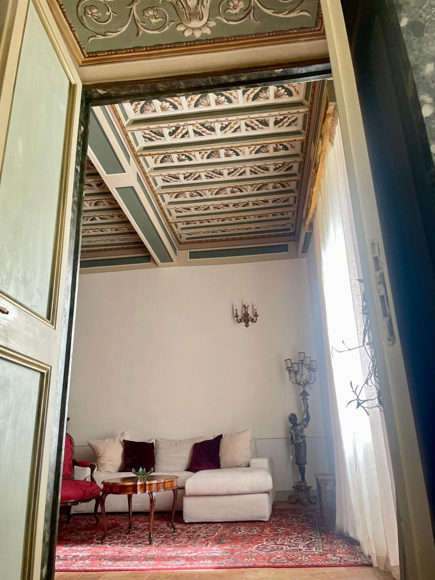 דירות Palazzo Lauri ספולטו מראה חיצוני תמונה