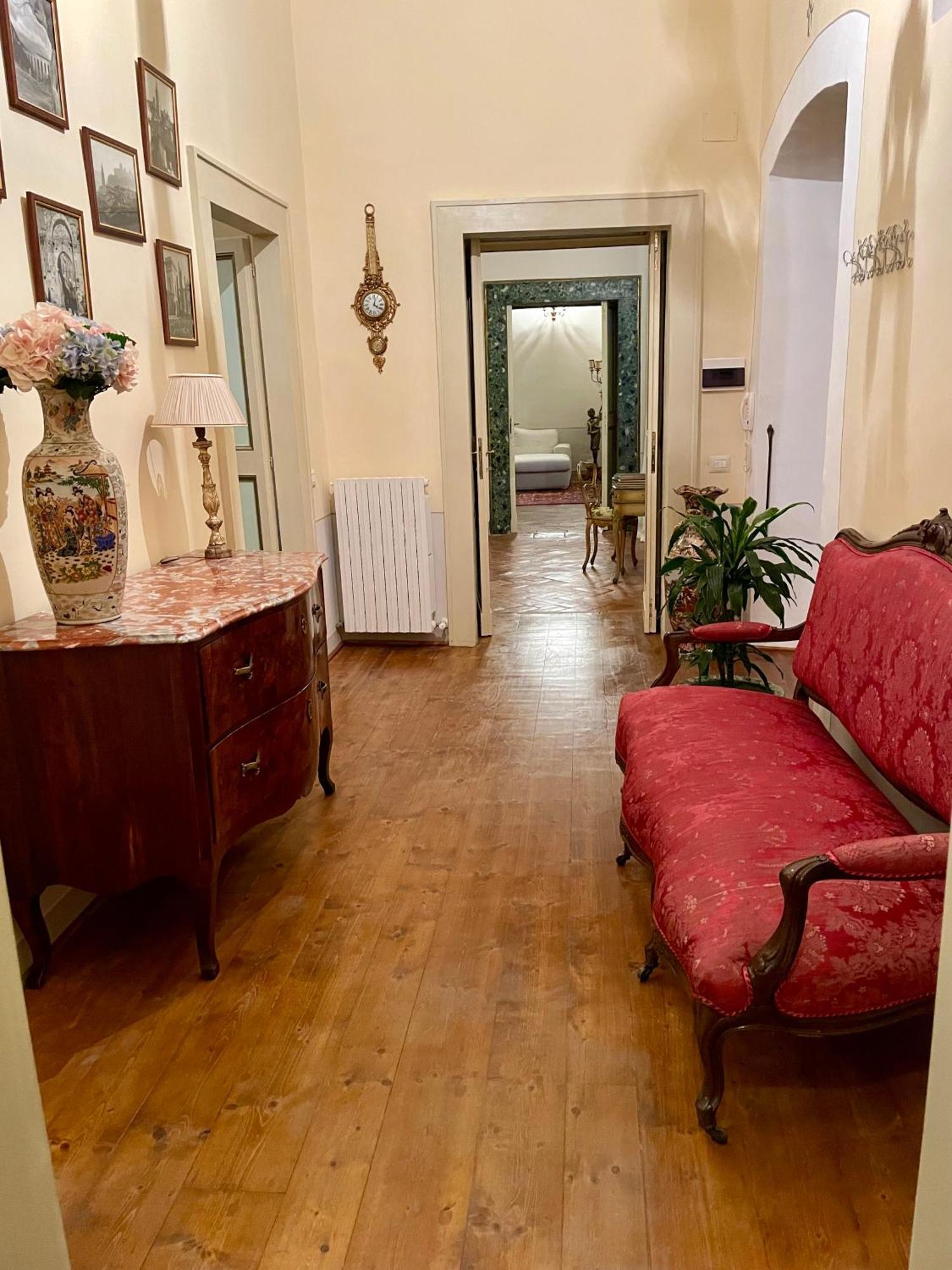 דירות Palazzo Lauri ספולטו מראה חיצוני תמונה